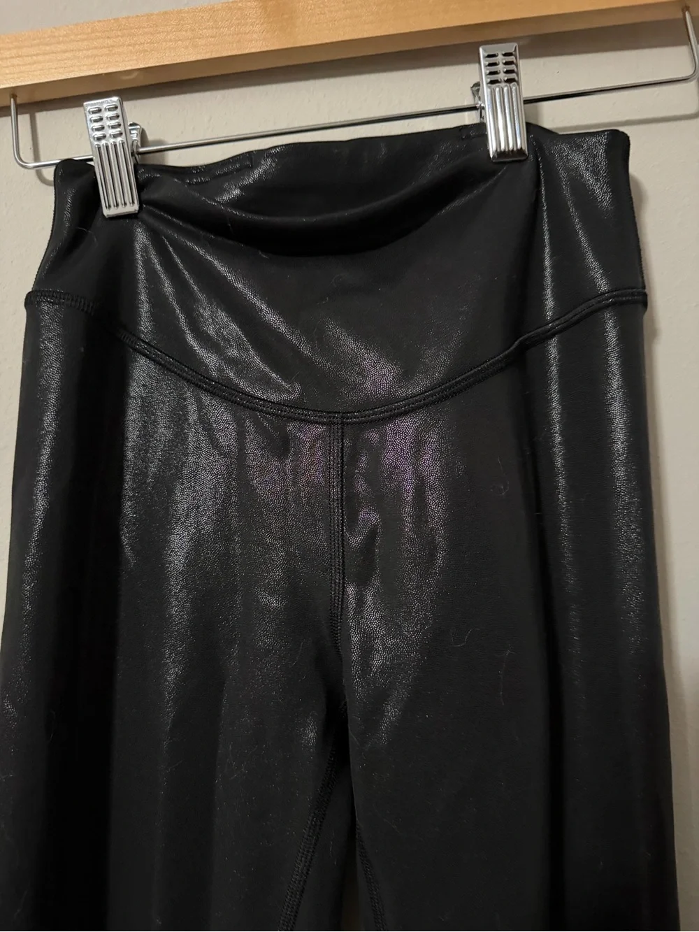 Lululemon Black Foil High Rise Leggings Size 4 - Picture 3 of 7